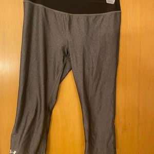 Ladies under armour capris leggings